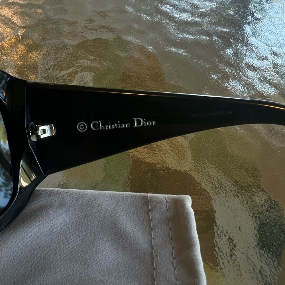 vintage oversized Dior Sunglasses with Crystal - Picture 5 of 7
